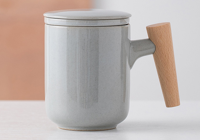 Ceramic Brewing Cup (with lid and ergonomic wood handle)